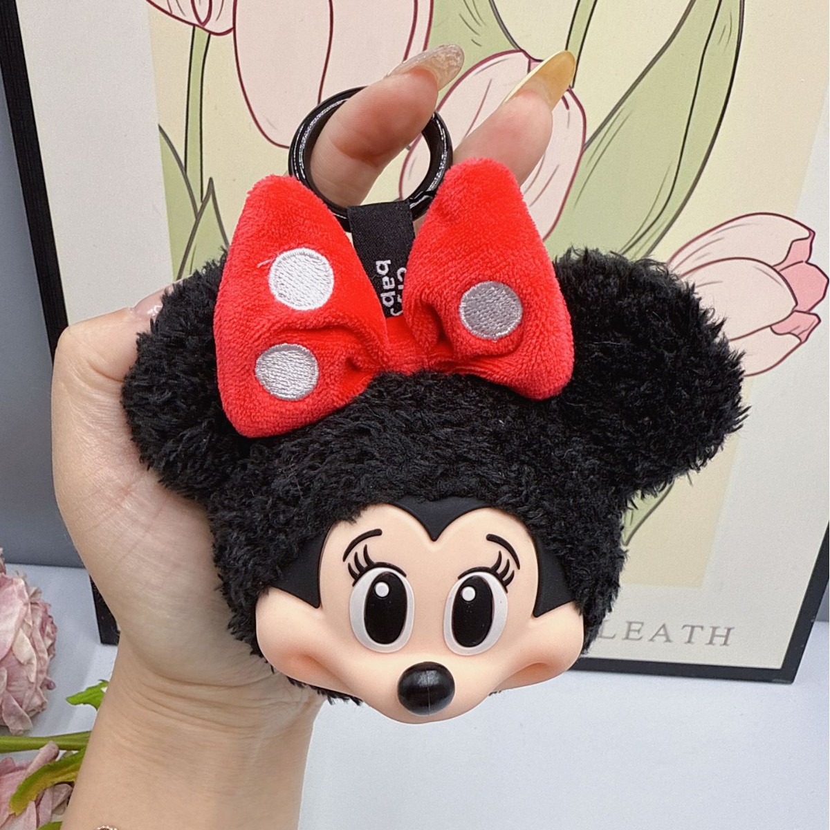 Anime Merchandise Keychains - พวงกุญแจตุ๊กตามิกกี้มินนี่ น่ารัก วัสดุไวนิล ของสะสม ของขวัญ ตกแต่งกระเป๋าเป้